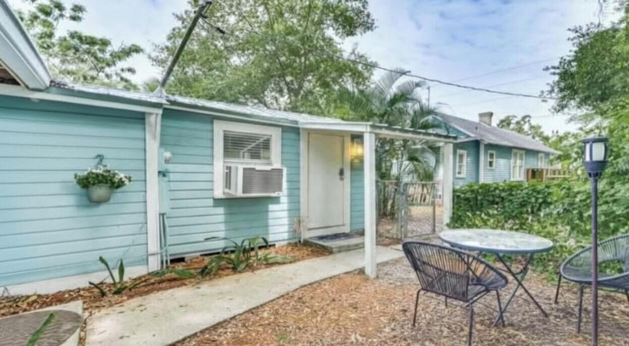 Photo of Patio Balcony in Dixieland
