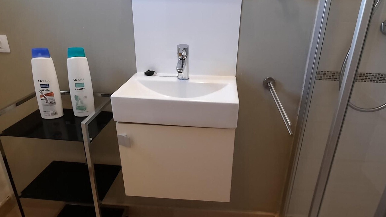 Photo of Bathroom in Colera