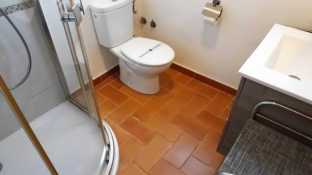 Photo of Bathroom in Colera