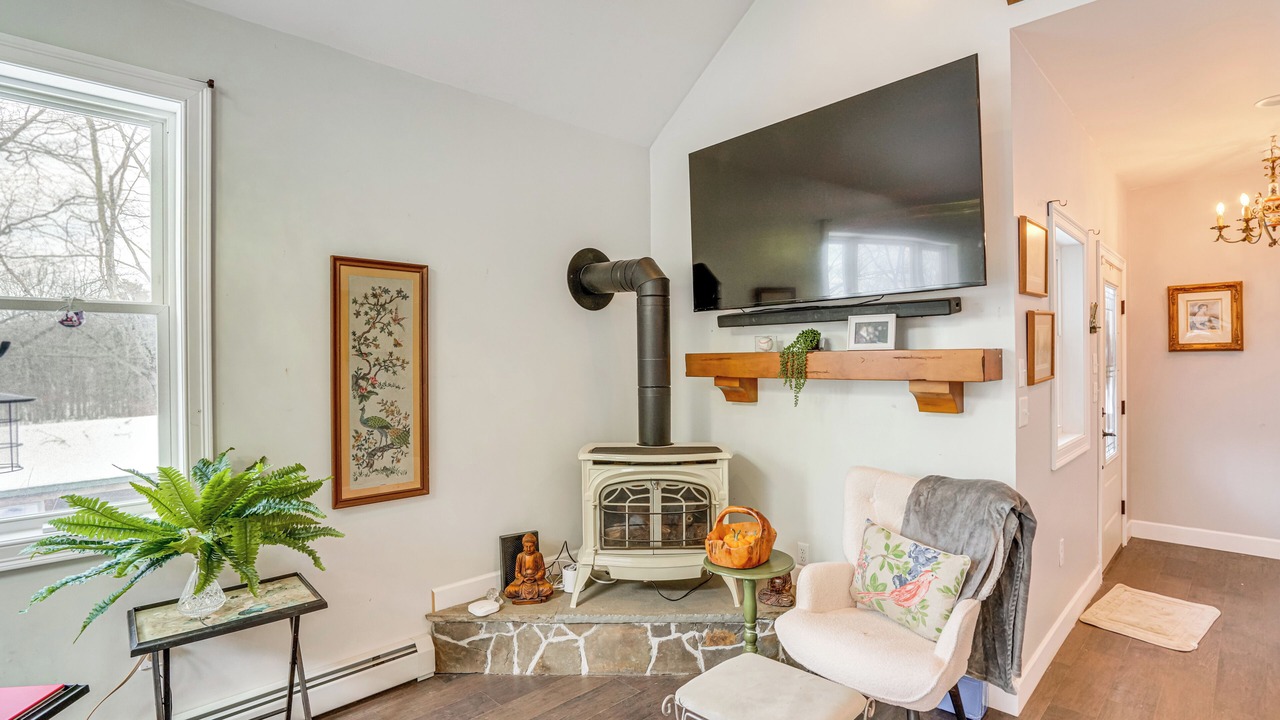 Photo of Livingroom in Greenville