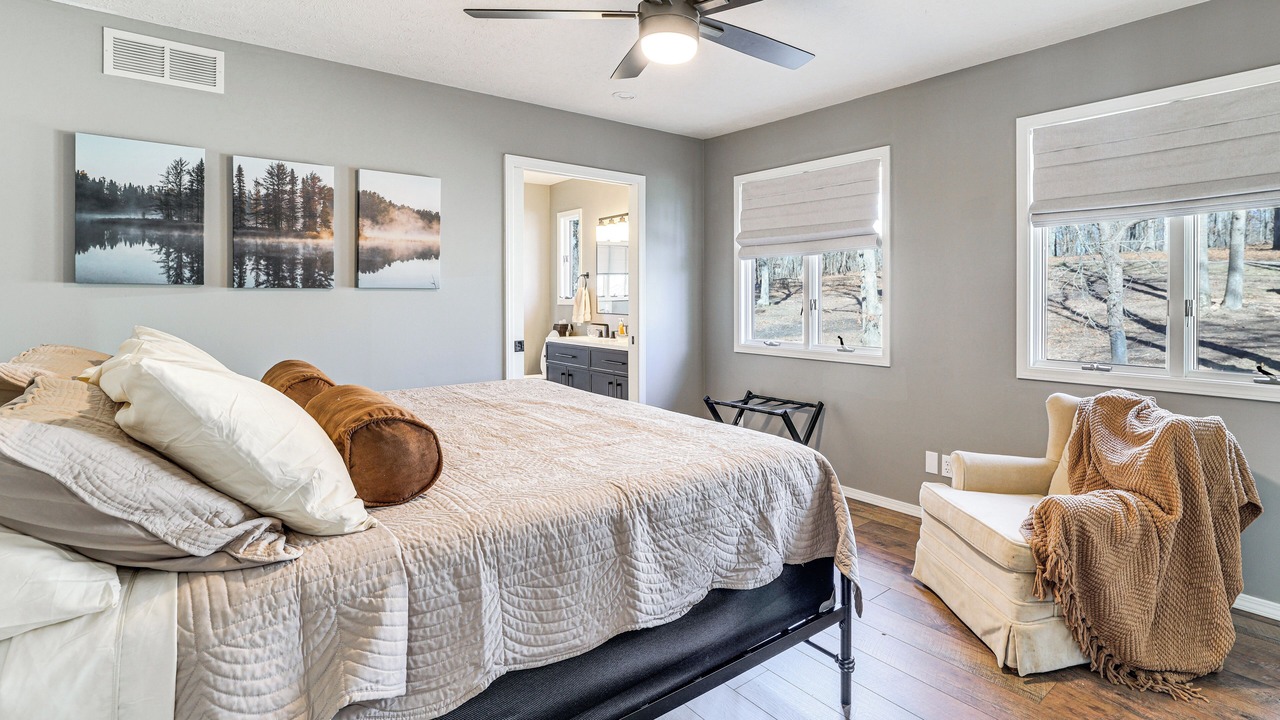 Photo of Bedroom in Shell Knob
