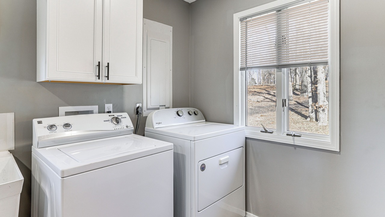 Photo of Bedroom in Shell Knob