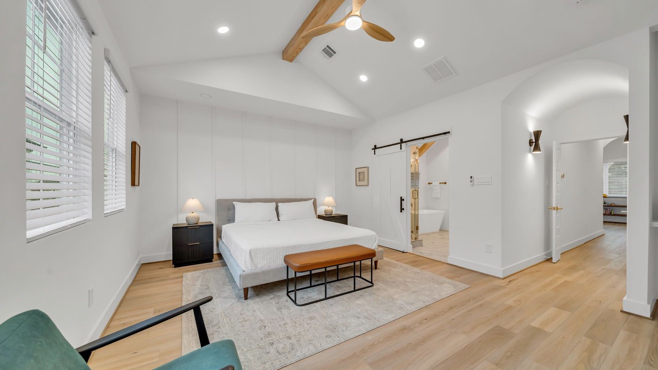 Photo of Bedroom in Shady Acres