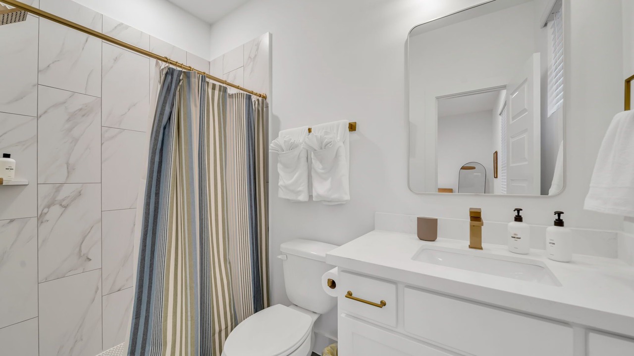 Photo of Bathroom in Shady Acres