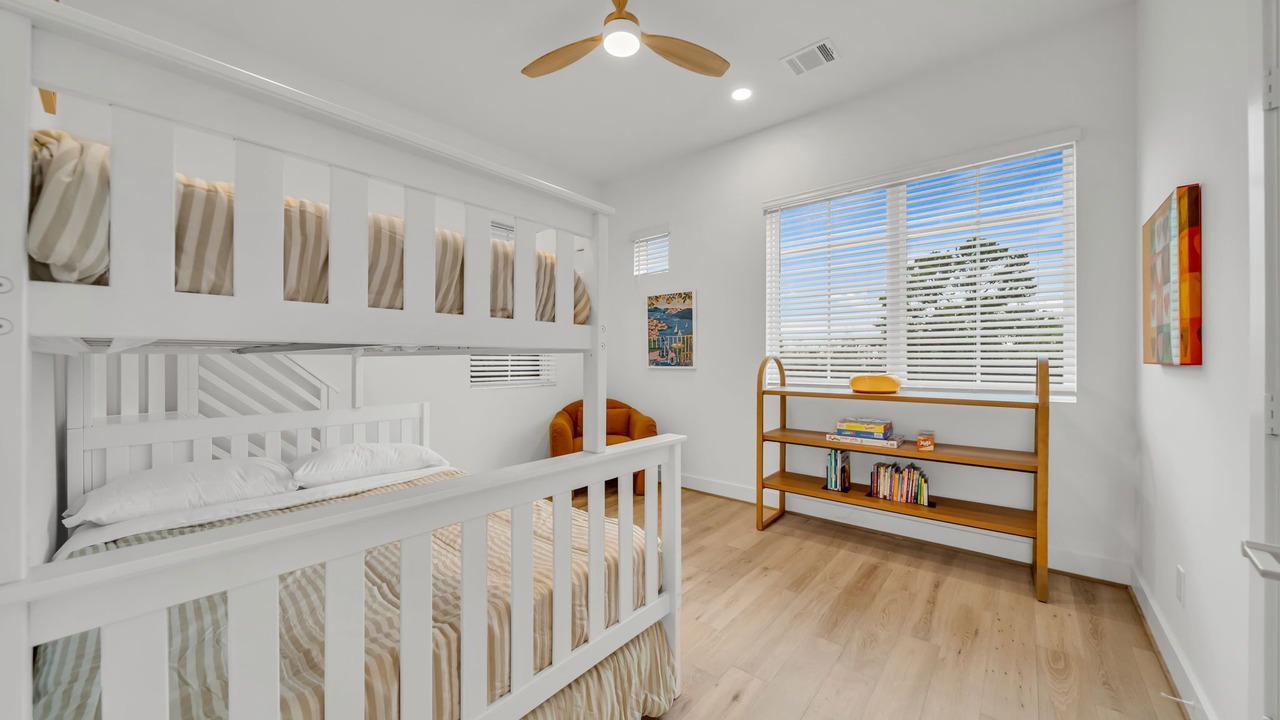 Photo of Bedroom in Shady Acres