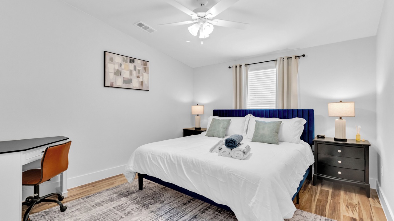 Photo of Bedroom in Oak Lawn