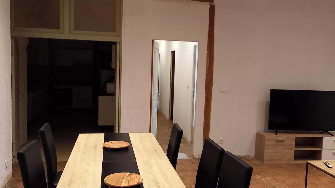 Photo of Others in Molieres