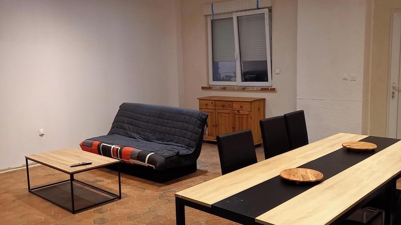 Photo of Others in Molieres