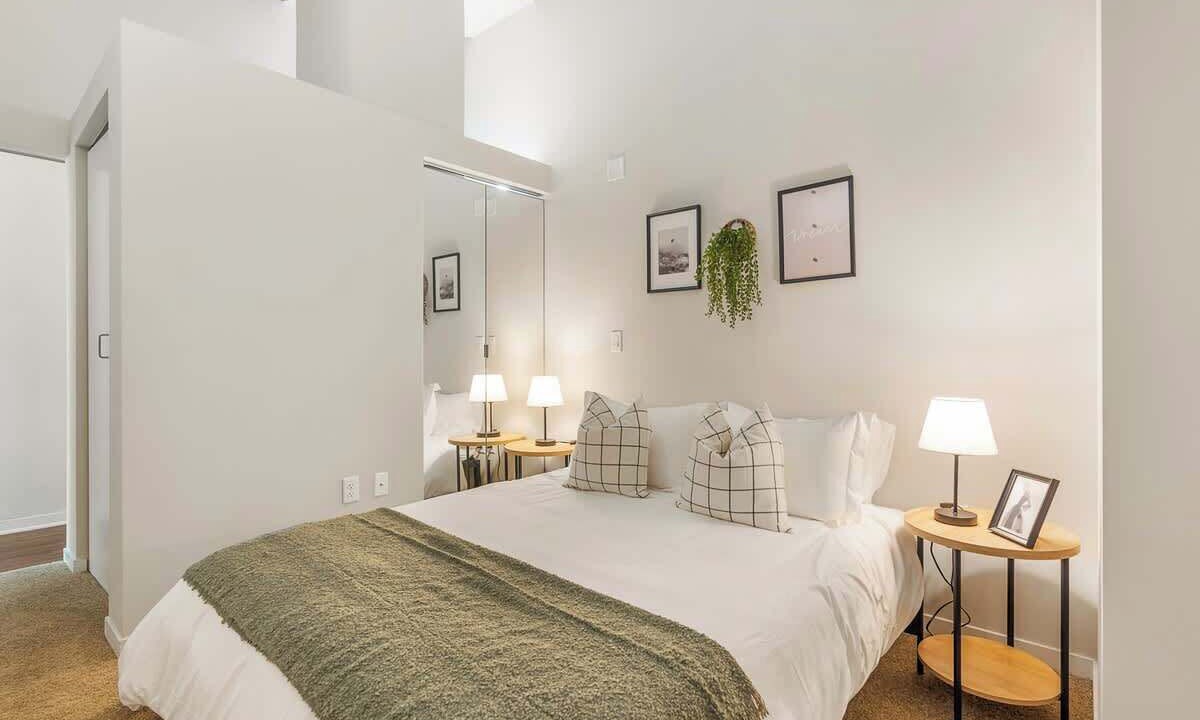 Photo of Bedroom in Downtown Cincinnati
