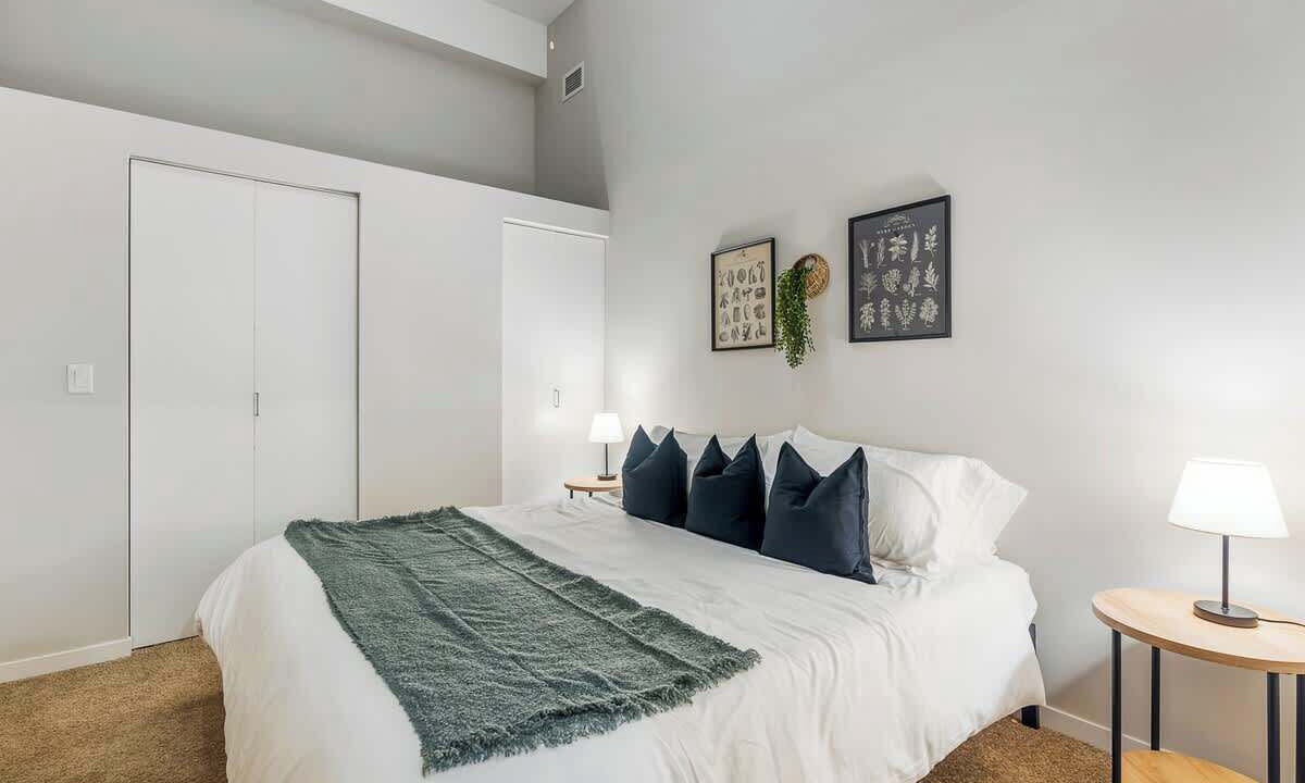 Photo of Bedroom in Downtown Cincinnati