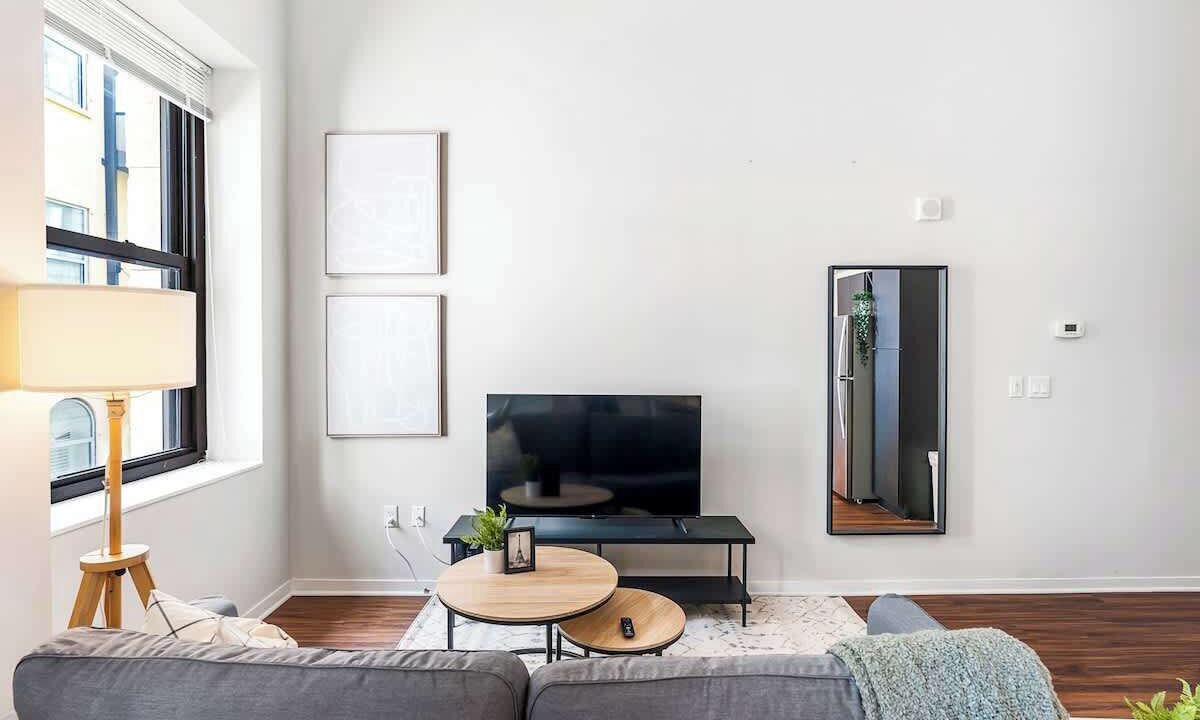 Photo of Livingroom in Downtown Cincinnati