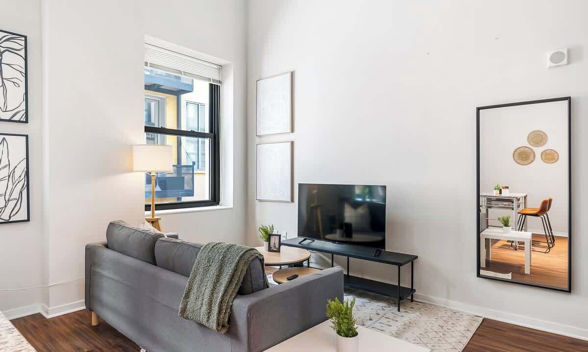 Photo of Livingroom in Downtown Cincinnati