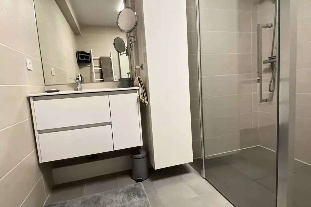 Photo of Bathroom in Le Port