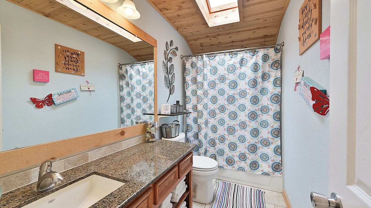 Photo of Bathroom in Smithville