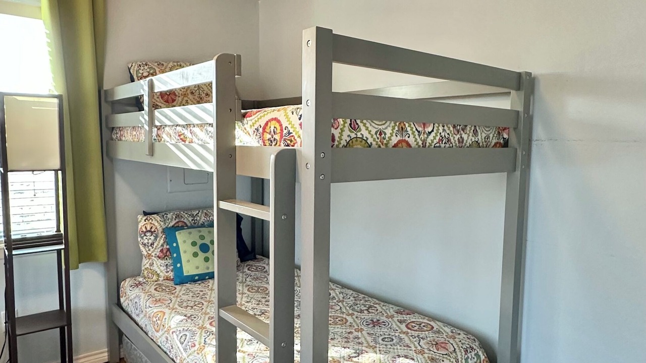 Photo of Bedroom in Smithville
