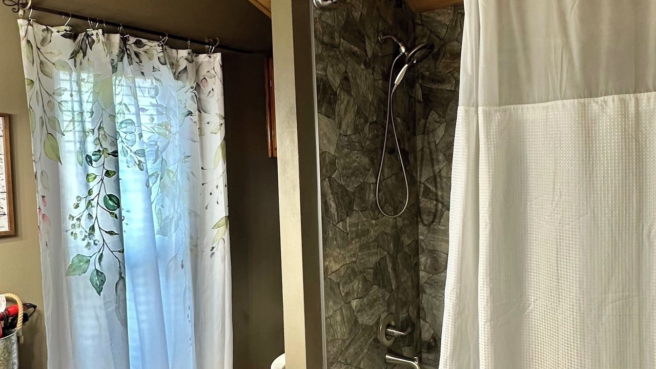 Photo of Bathroom in Smithville