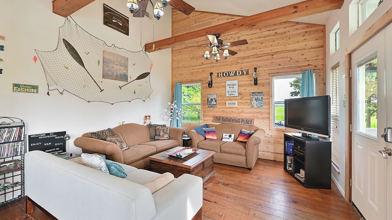 Photo of Livingroom in Smithville