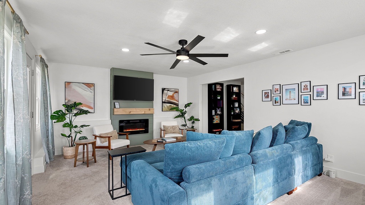 Photo of Livingroom in Overland Park