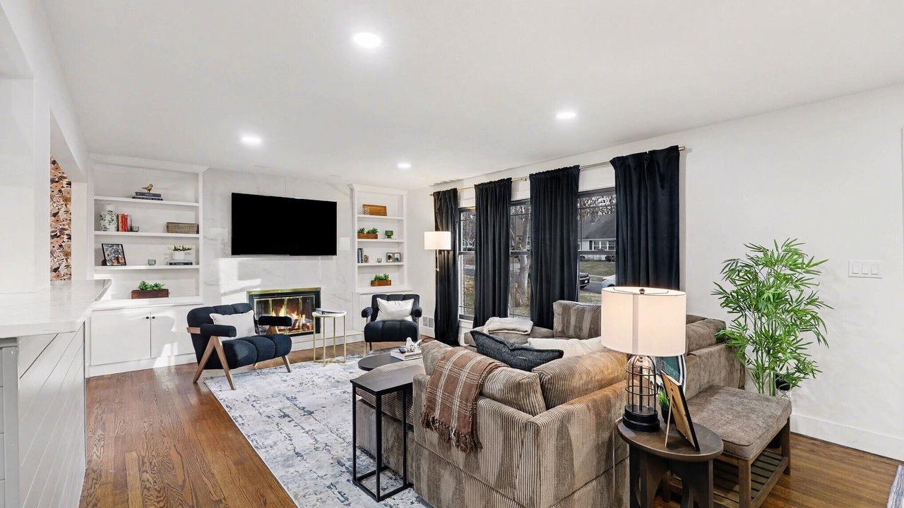 Photo of Livingroom in Overland Park