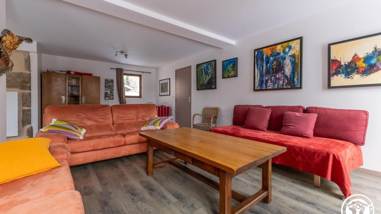 Photo of Livingroom in Charensat