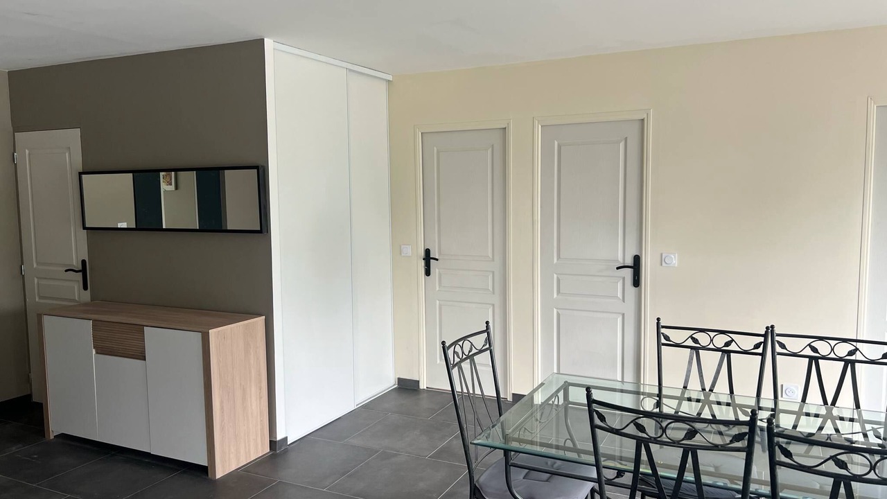 Photo of Others in Le Dezert