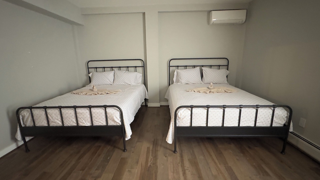 Photo of Bedroom in Glenwood