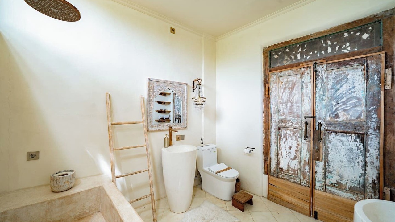 Photo of Bathroom in Uluwatu