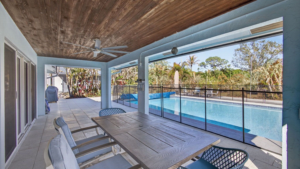 Photo of Outdoor in Jupiter Farms