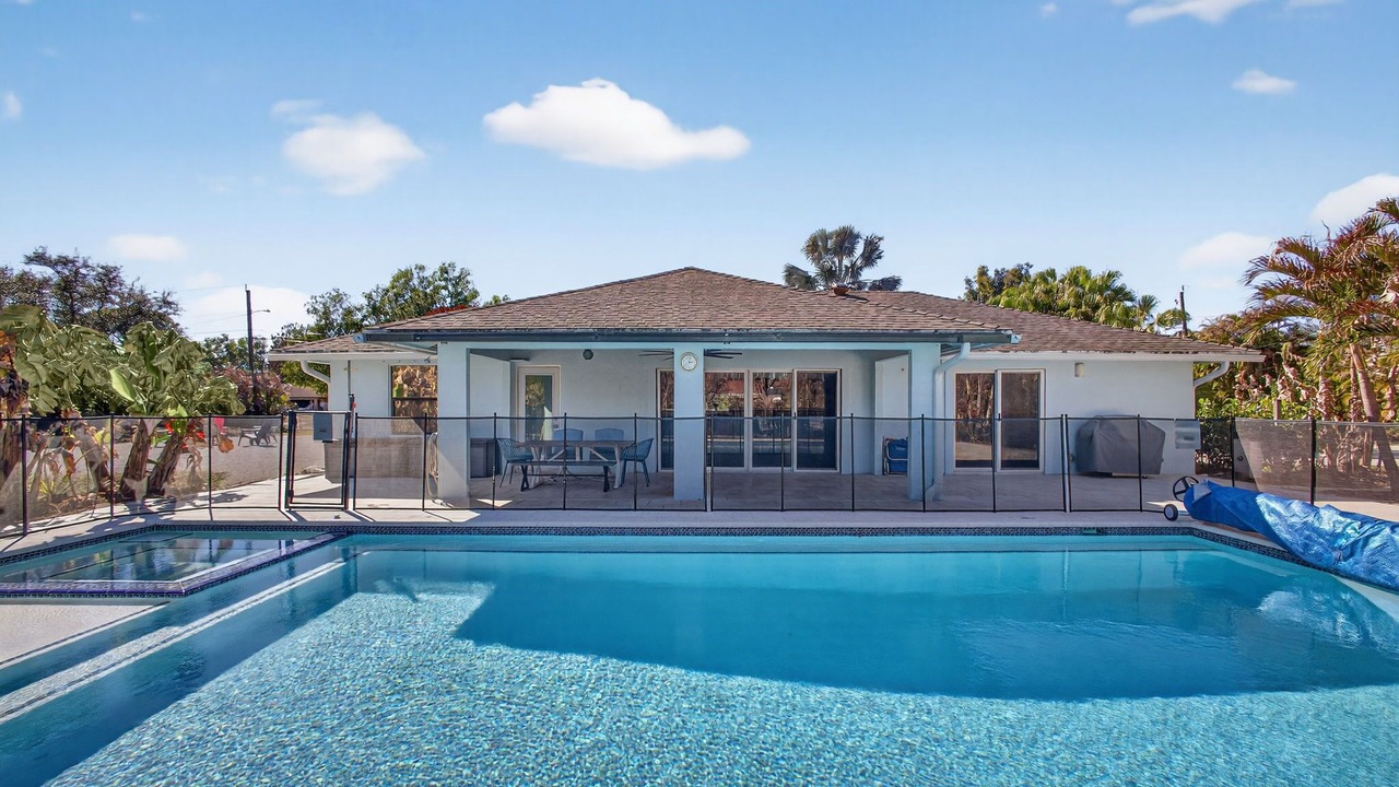 Photo of Outdoor in Jupiter Farms