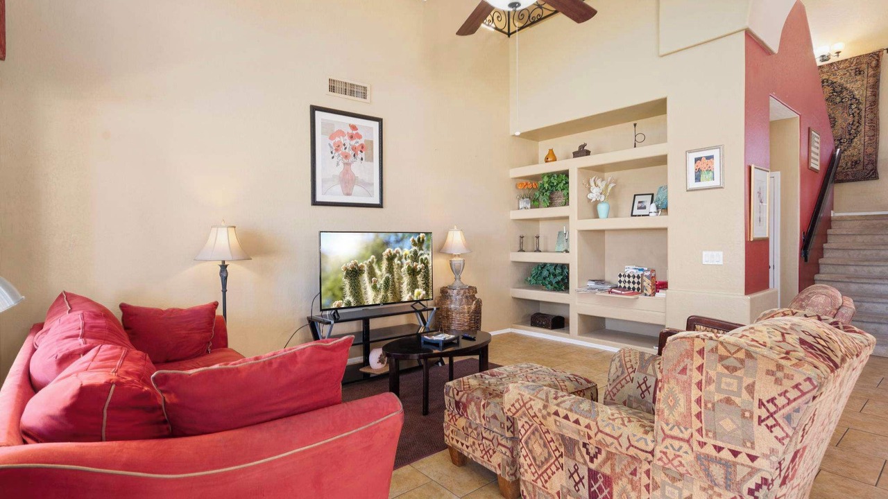 Photo of Livingroom in Palm Valley