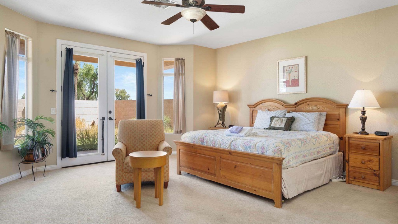 Photo of Bedroom in Palm Valley