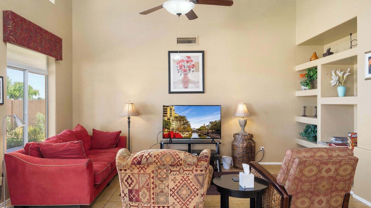 Photo of Livingroom in Palm Valley
