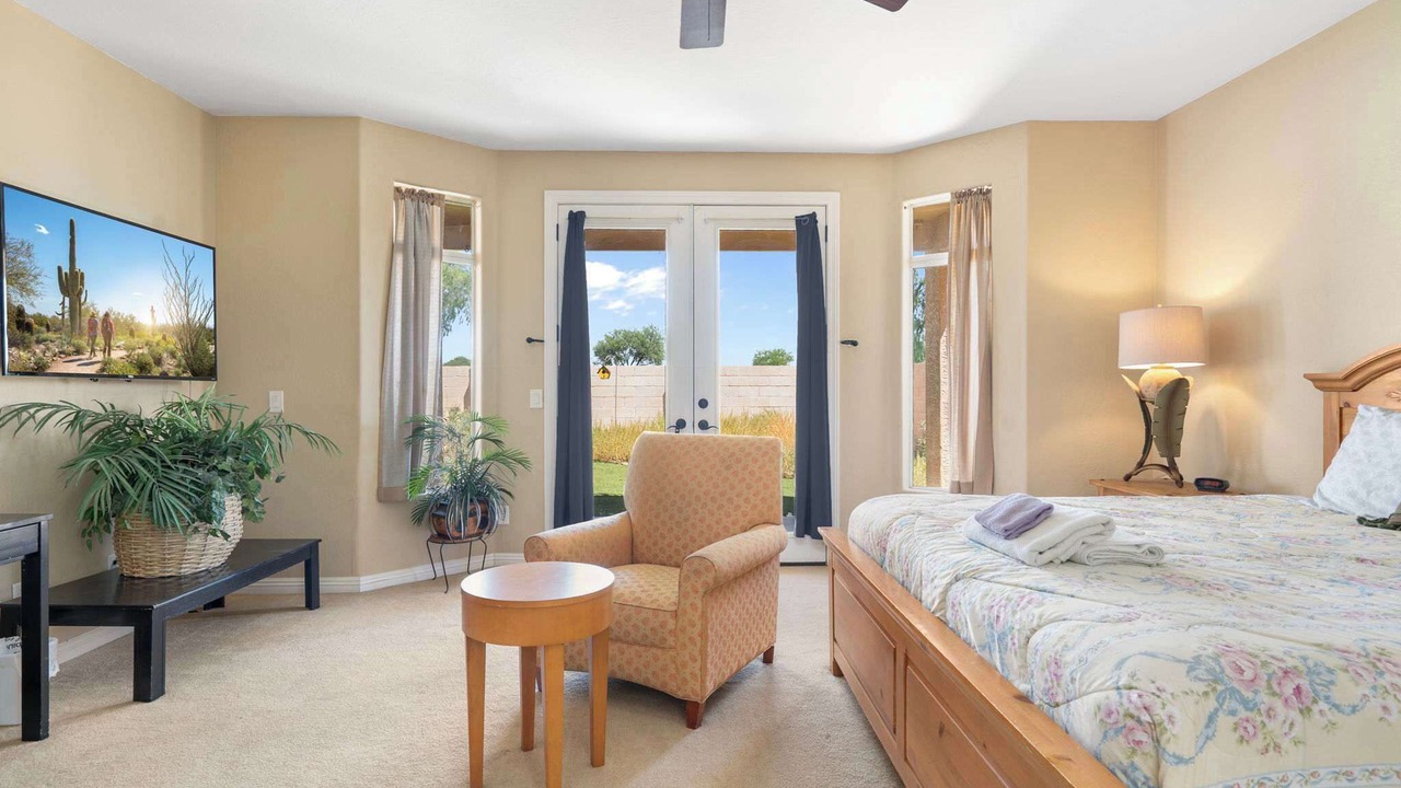 Photo of Bedroom in Palm Valley