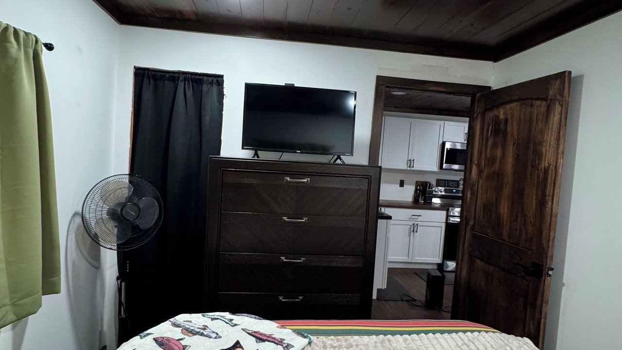 Photo of Bedroom in Grove