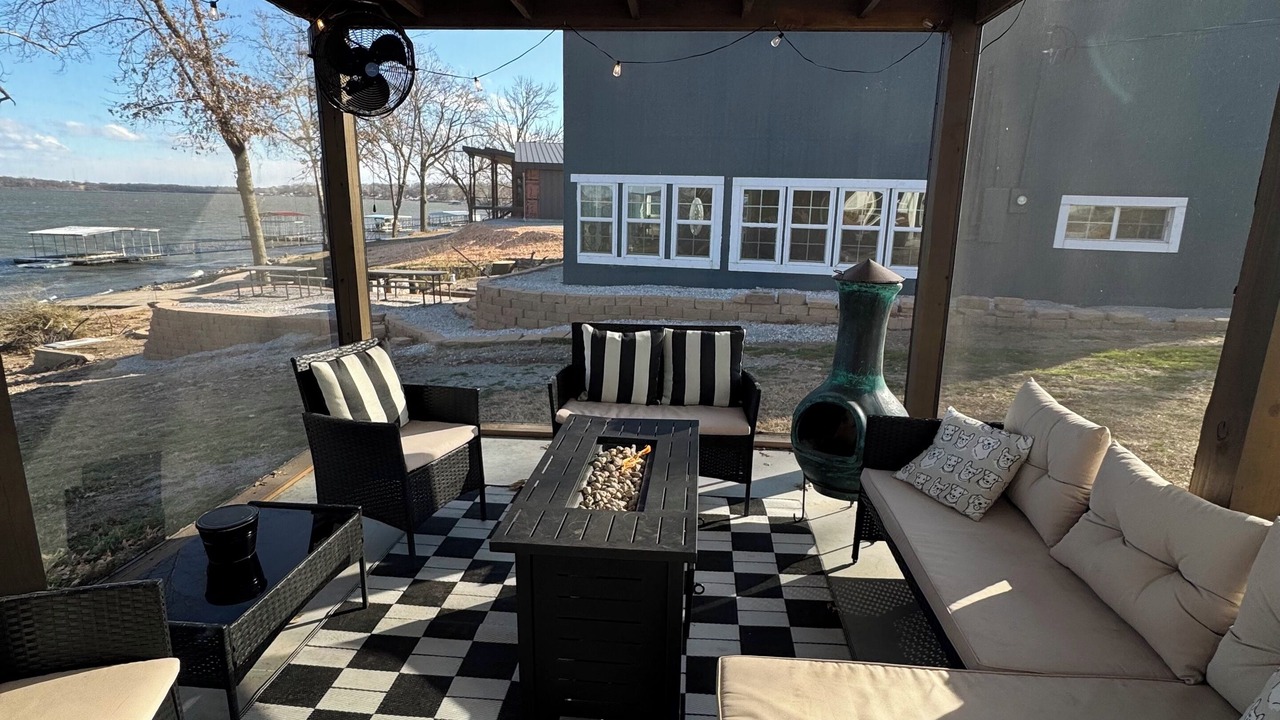 Photo of Patio Balcony in Grove