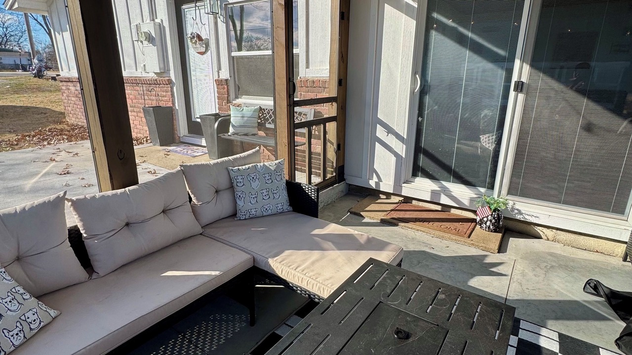 Photo of Patio Balcony in Grove