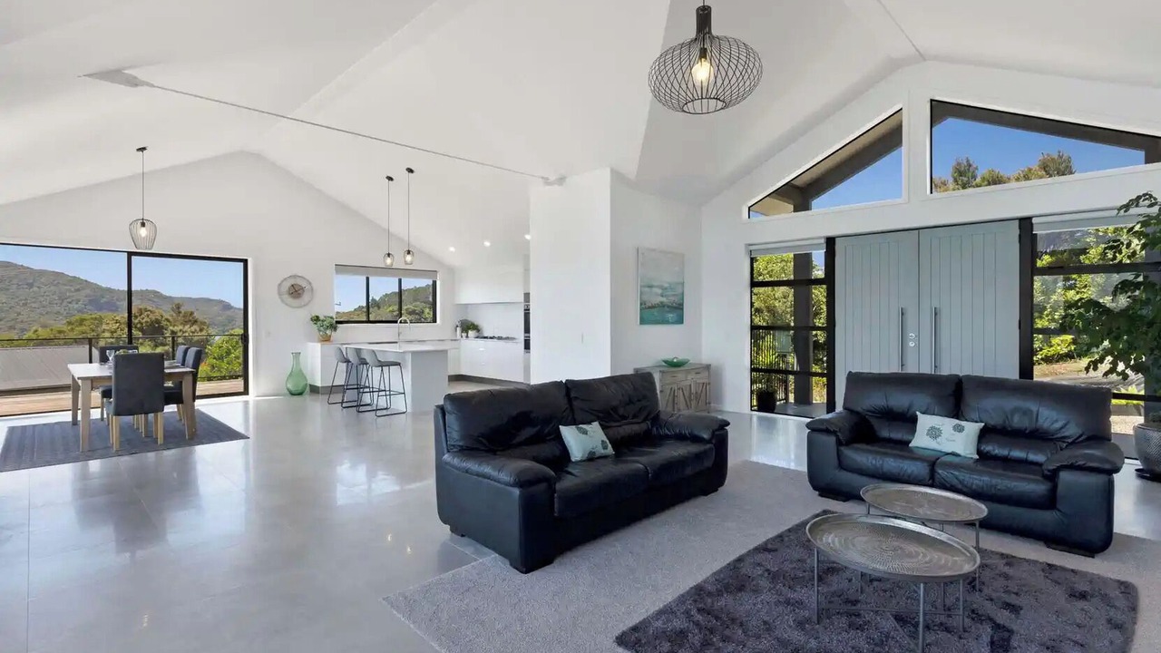 Photo of Livingroom in Whangaroa