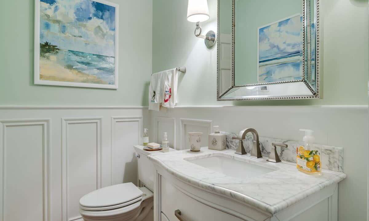 Photo of Bathroom in Anchorage