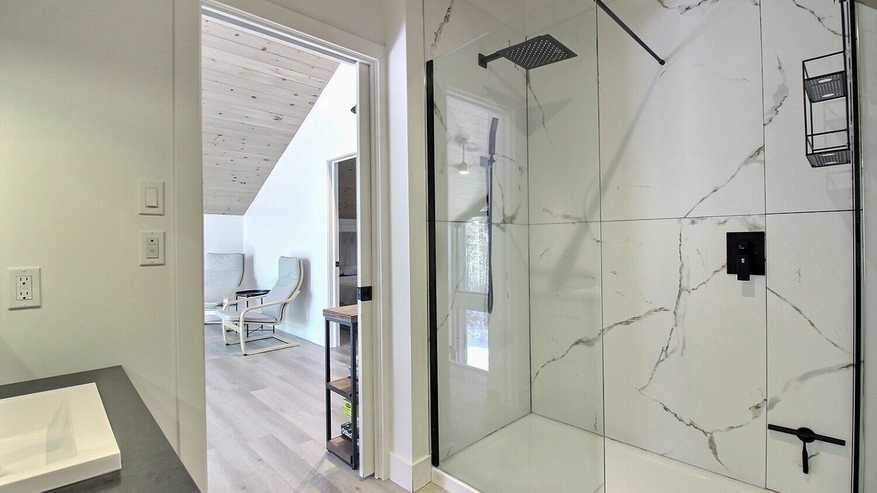 Photo of Bathroom in Saint Urbain