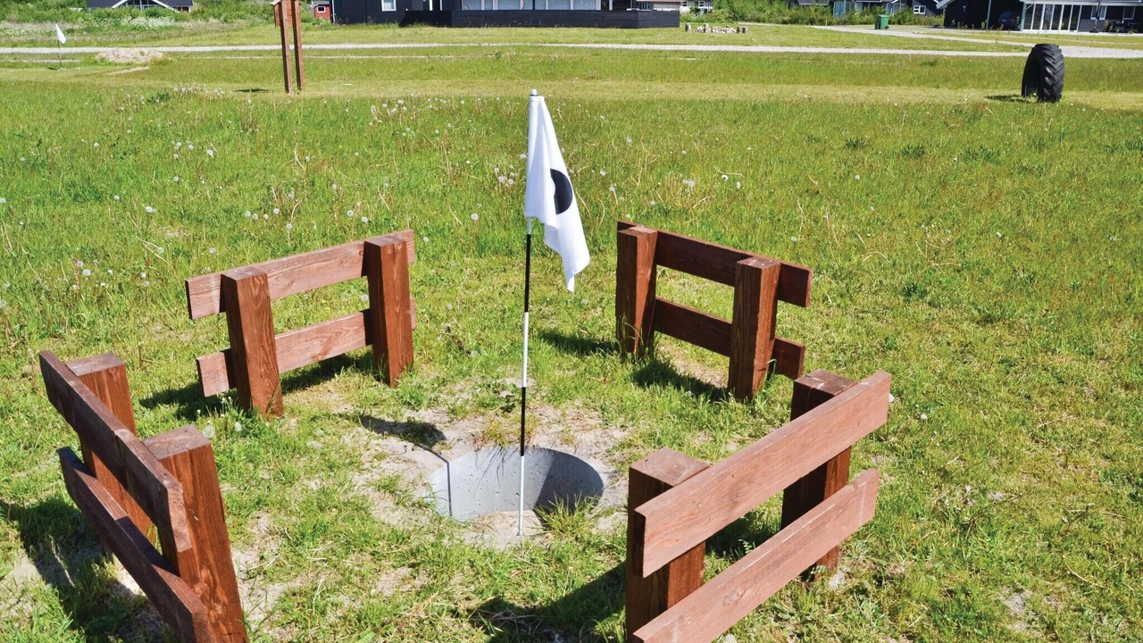 Photo of Others in Tranum
