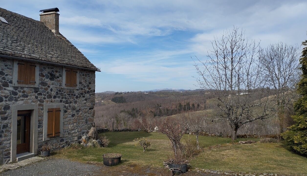 Photo of Outdoor in Menet