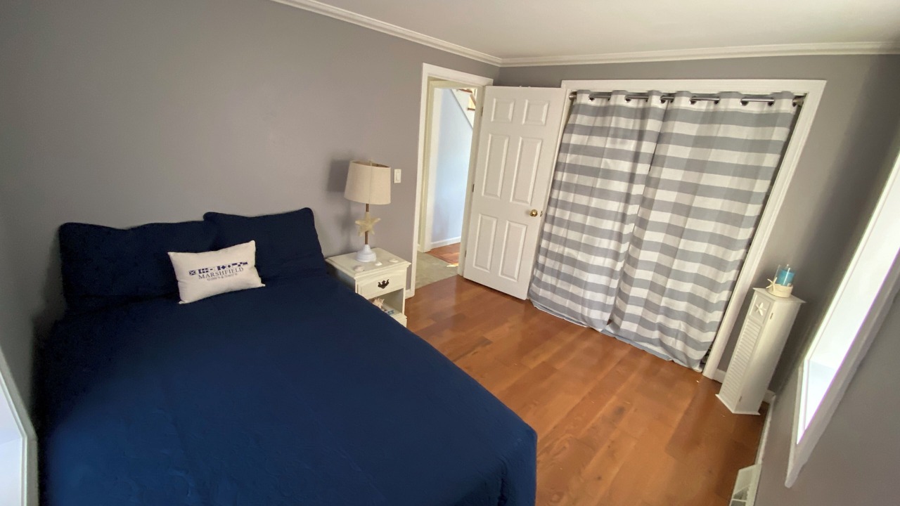 Photo of Bedroom in Brant Rock