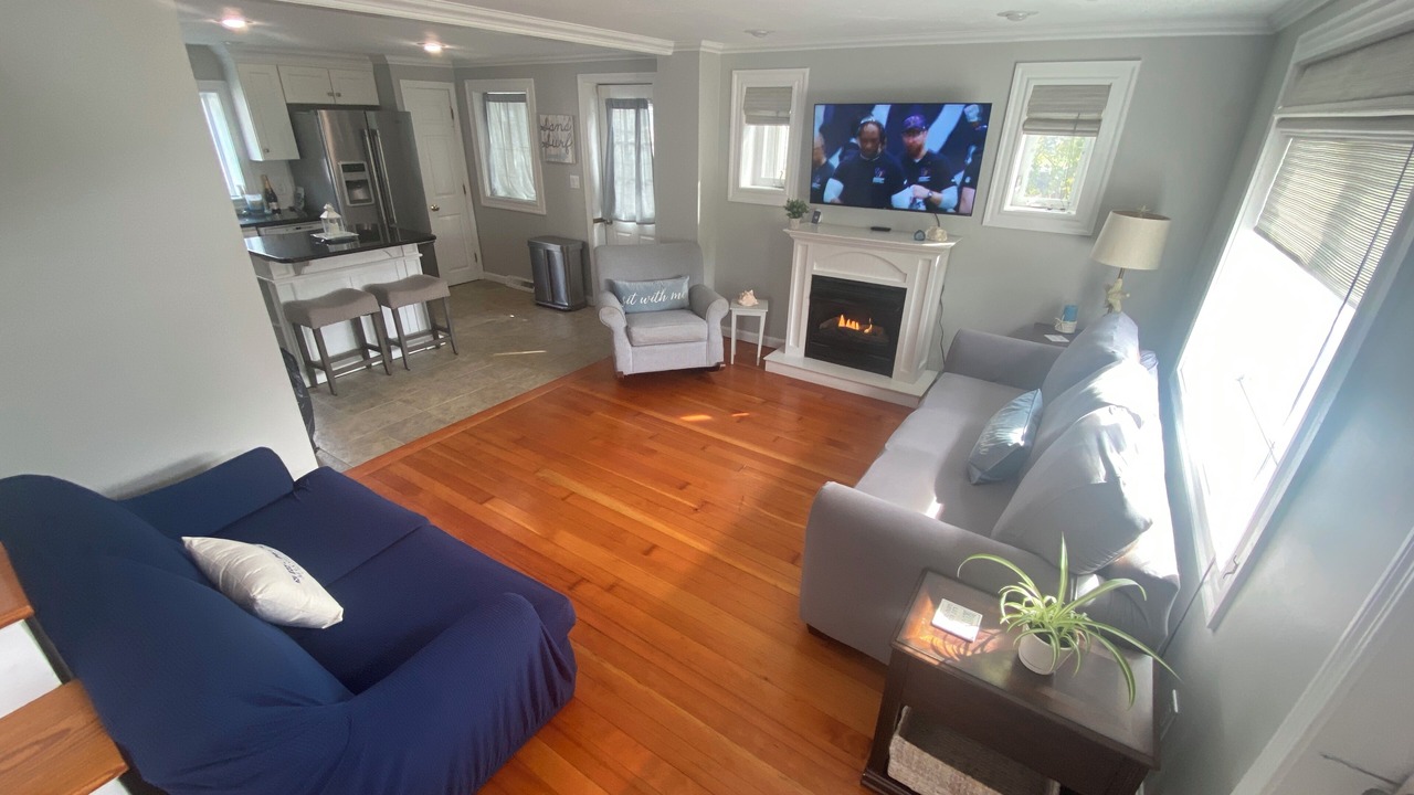 Photo of Livingroom in Brant Rock