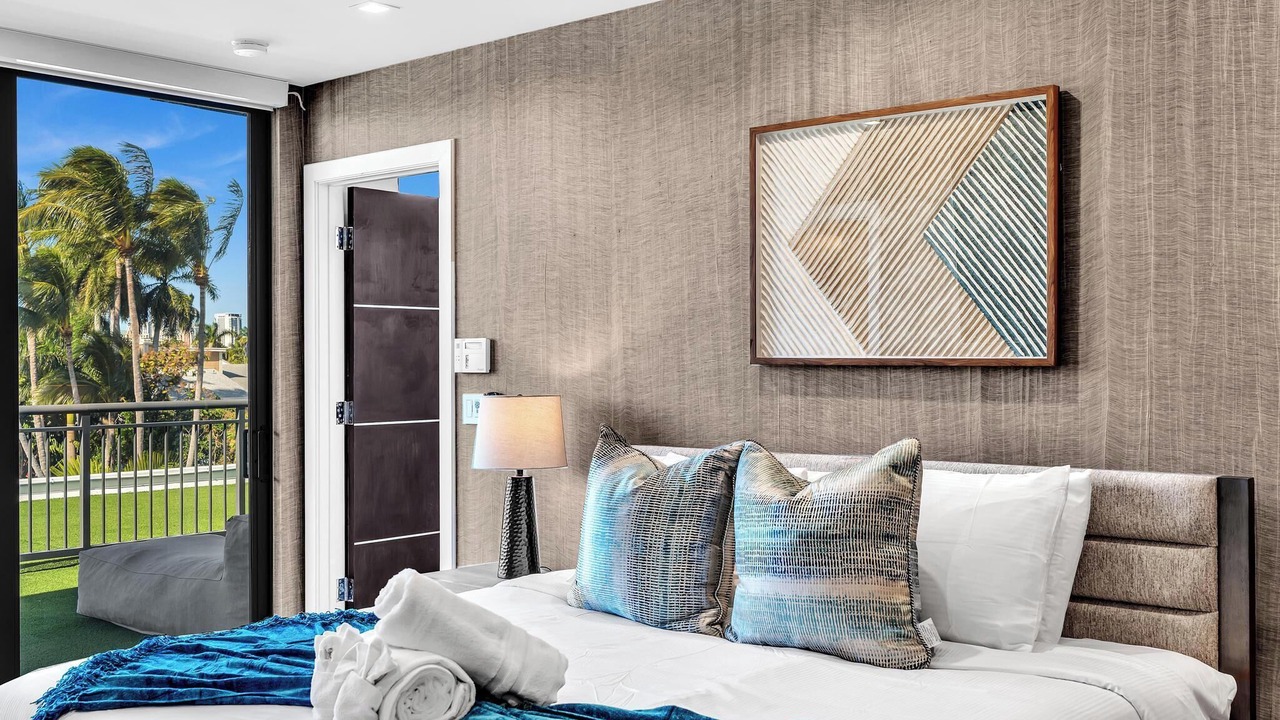 Photo of Bedroom in Las Olas Isles