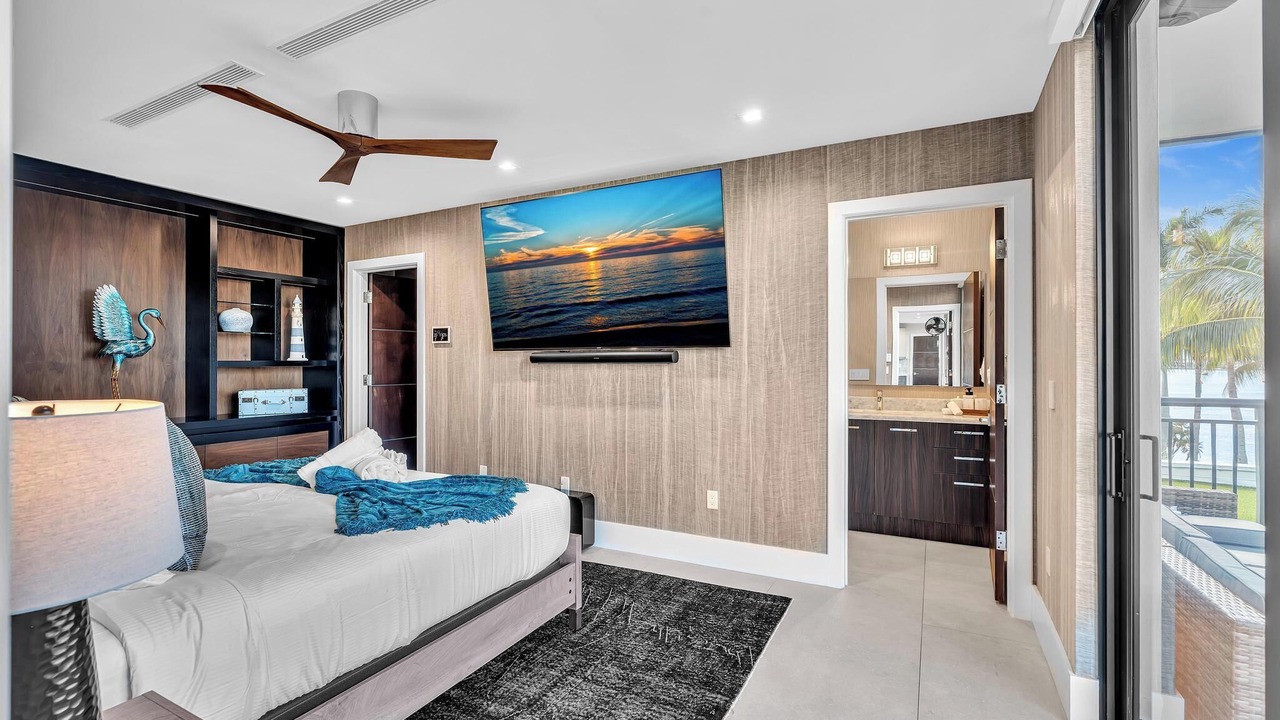 Photo of Bedroom in Las Olas Isles