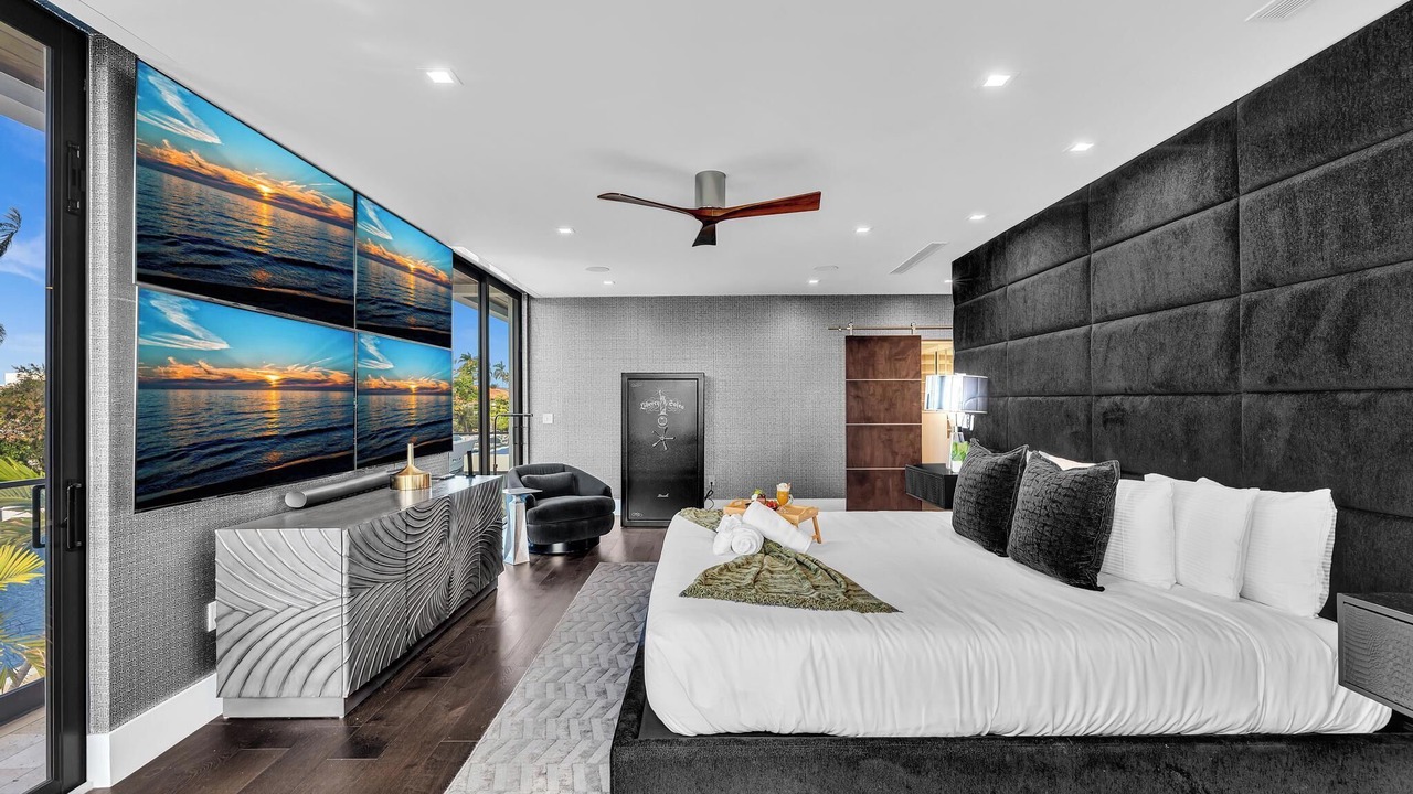 Photo of Bedroom in Las Olas Isles