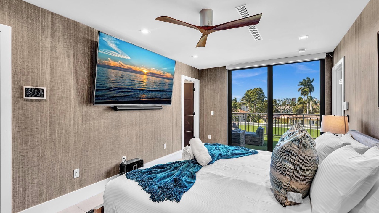 Photo of Bedroom in Las Olas Isles