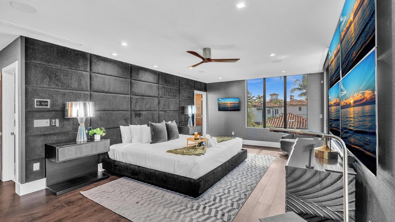 Photo of Bedroom in Las Olas Isles