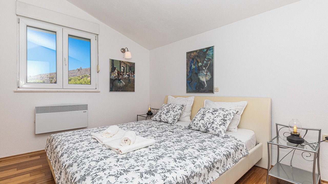 Photo of Bedroom in Zrnovnica