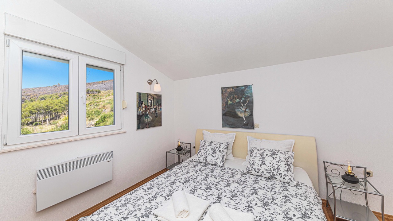 Photo of Bedroom in Zrnovnica